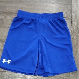 Under Armour size 7 boys shorts